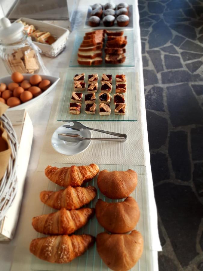 Hotel Ciclamino Pietramurata Bagian luar foto