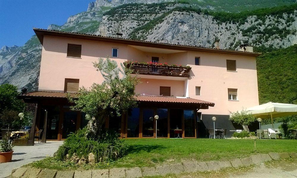 Hotel Ciclamino Pietramurata Bagian luar foto